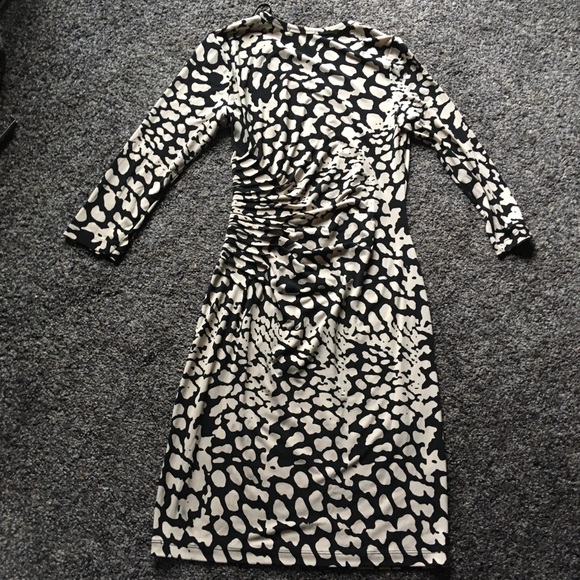 Calvin Klein Print Jersey Dress - Picture 3 of 7